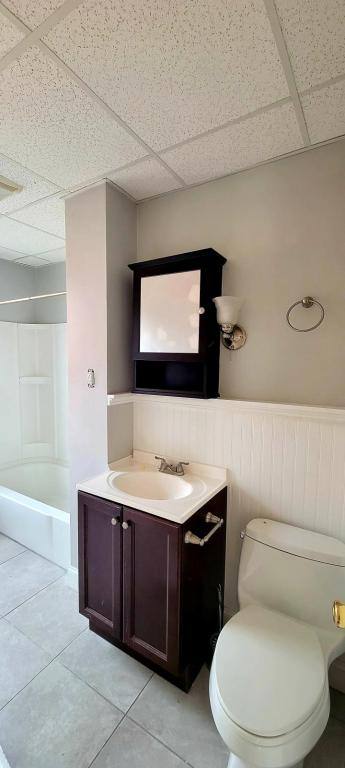 Apartment for rent at 629 Highland Ave, Fall River, MA 02720