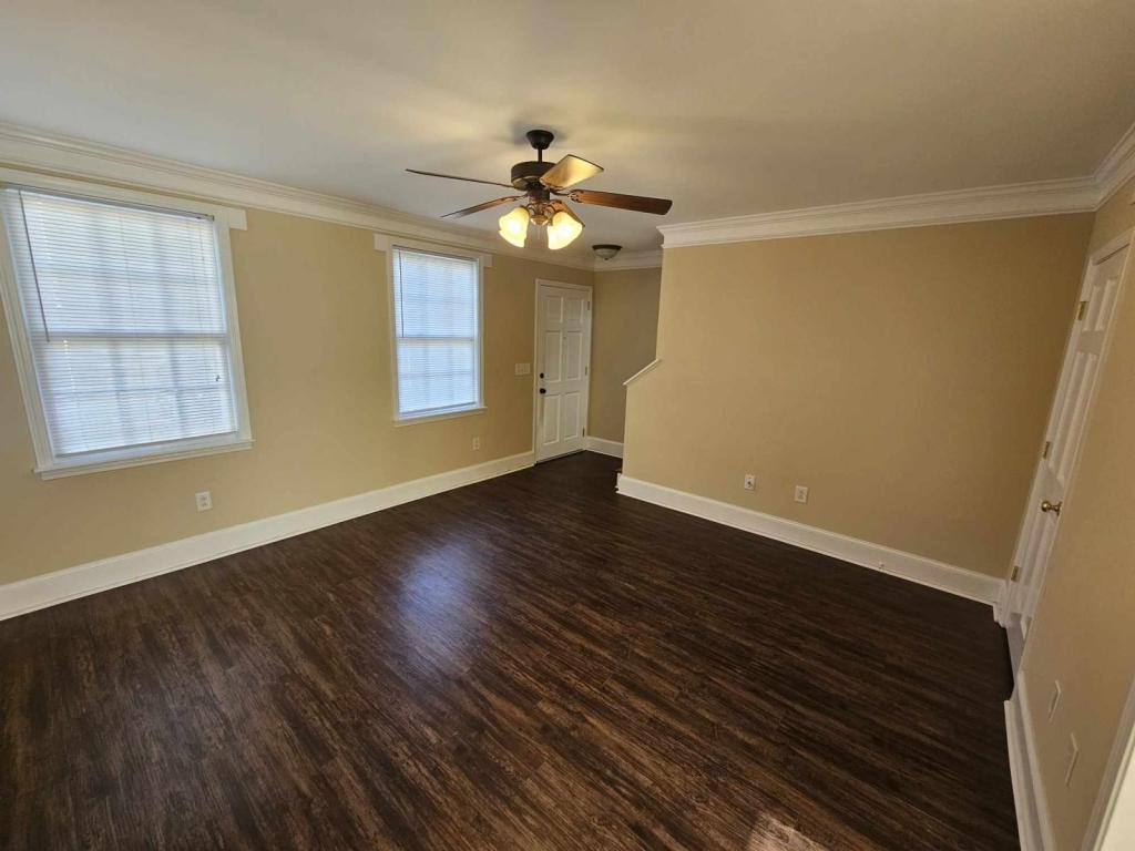 Townhouse for rent at 133 Auburn Ave, Macon, GA 31204
