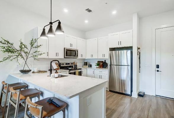 Apartment for rent at 3010 Edgeview Lane, Charlotte, NC 28209