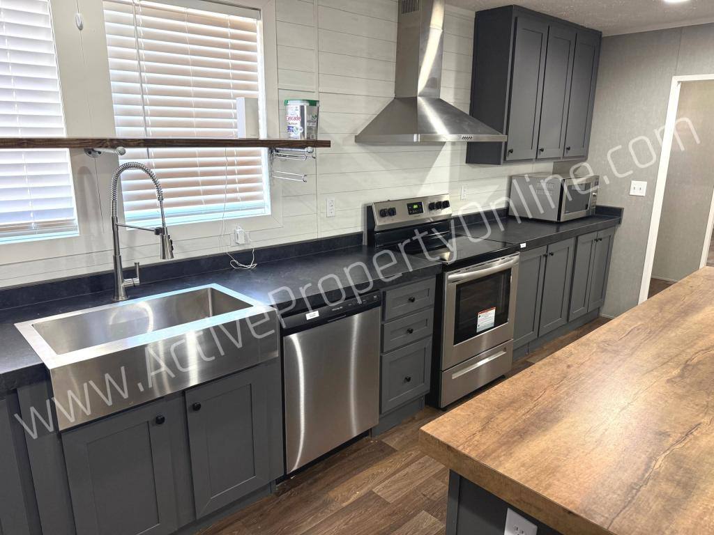 House for rent at 202 Reed Clark Rd, Dry Branch, GA 31020