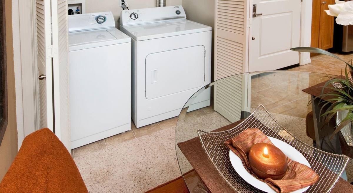 Apartment for rent at Windsor Lofts at Universal City, 4055 Lankershim Blvd, Studio City, CA 91604