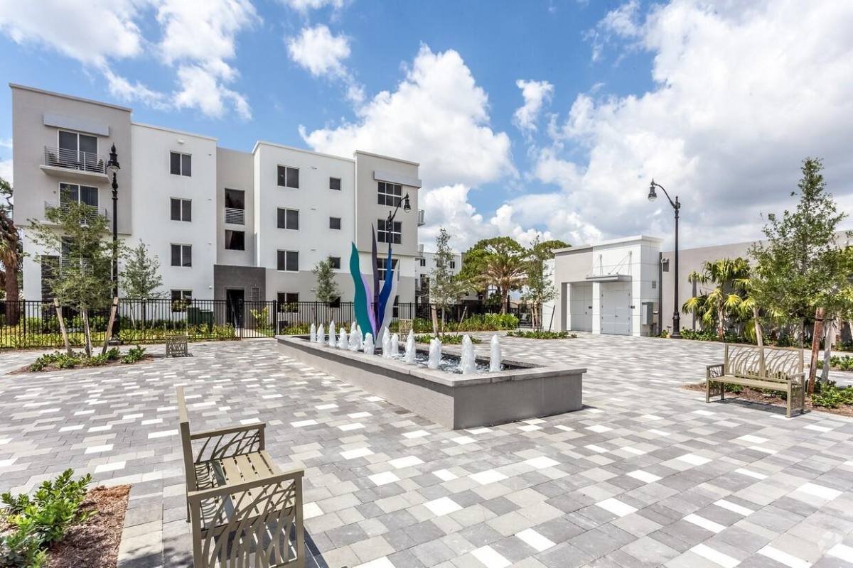 Apartment for rent at 1220 NE 24th St, Fort Lauderdale, FL 33305