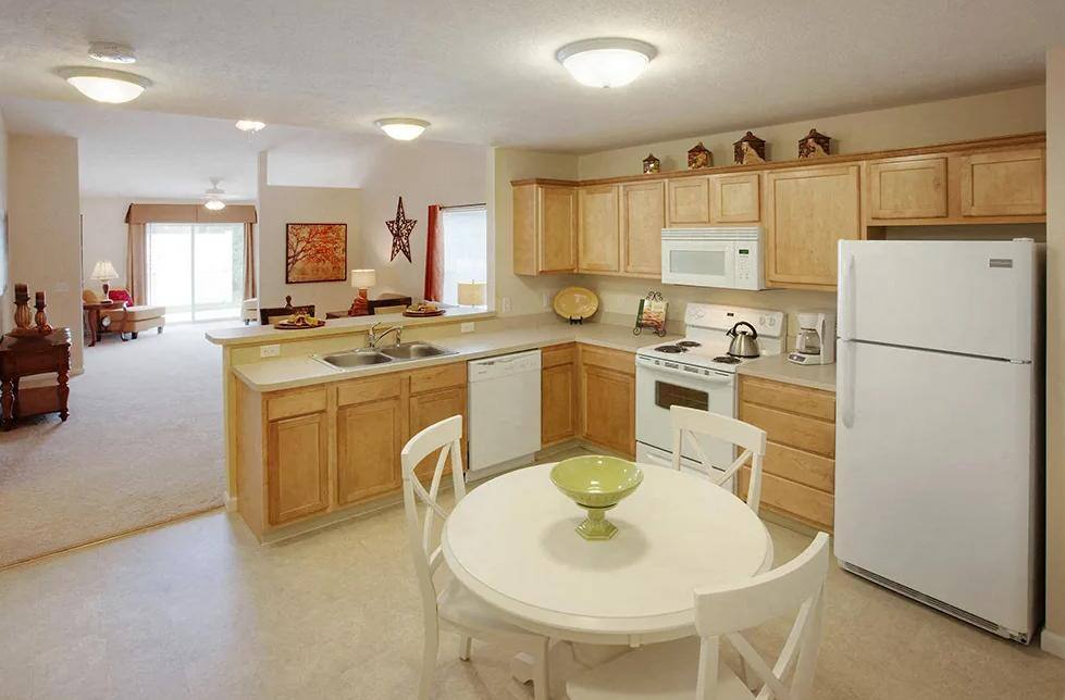 Redwood Apartment, 6853 Deer Ridge Rd, Maumee, OH 43537 - Apartment for Rent - Image 3