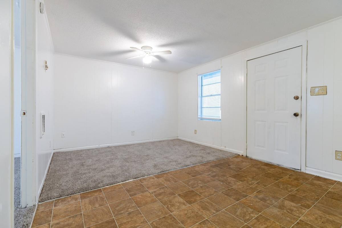 Apartment for rent at 4105 Ohear Ave, North Charleston, SC 29405
