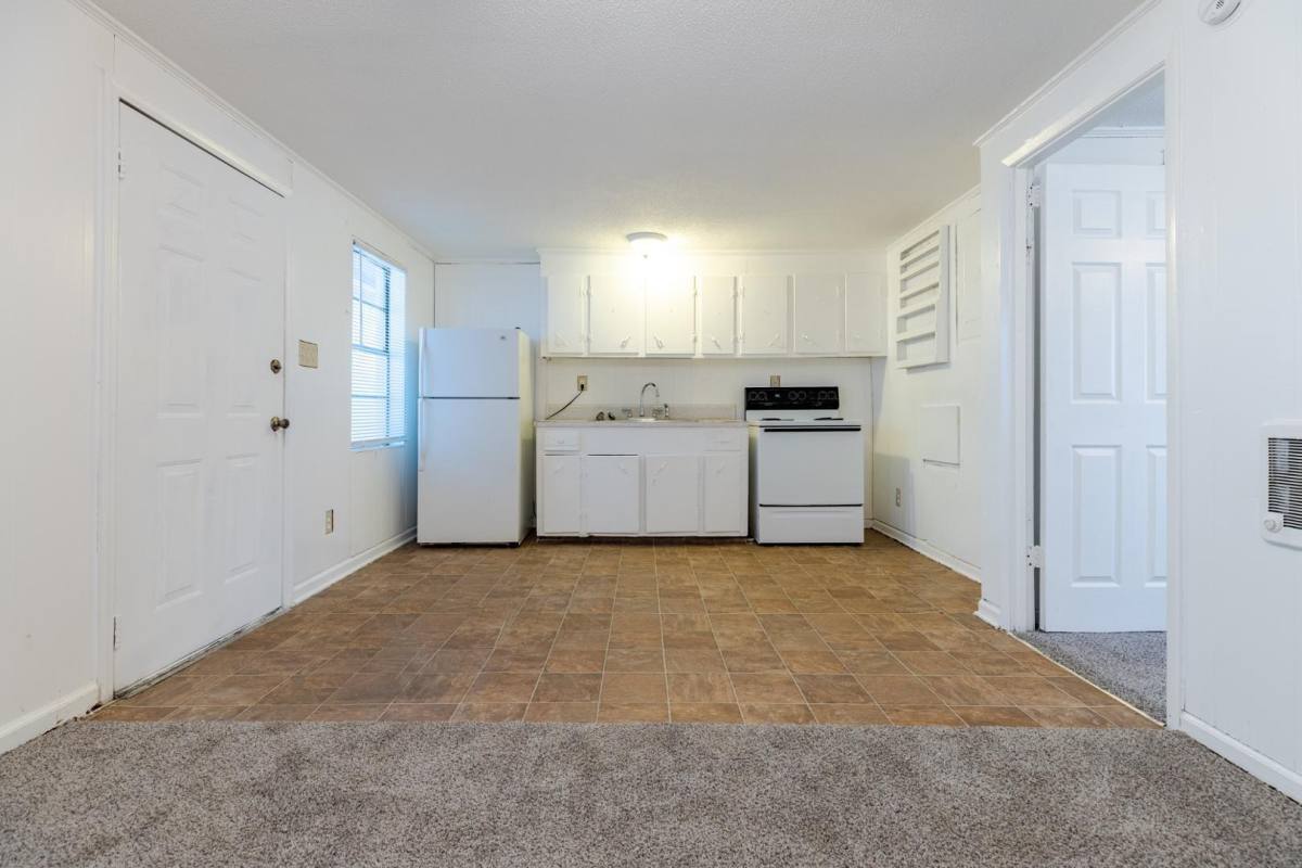 Apartment for rent at 4105 Ohear Ave, North Charleston, SC 29405
