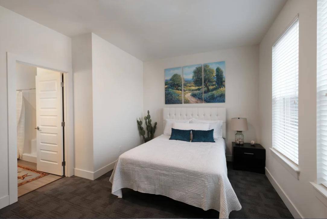 Townhouse for rent at Fairhaven Vista, 2602 NW Elm Ave, Redmond, OR 97756