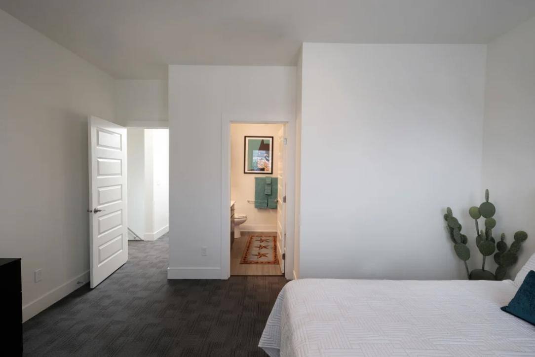 Townhouse for rent at Fairhaven Vista, 2602 NW Elm Ave, Redmond, OR 97756