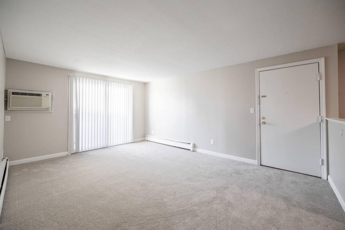 Apartment for rent at Imperial Gardens Apartment Homes, 1982-1990 Middlesex St #4, Lowell, MA 01851