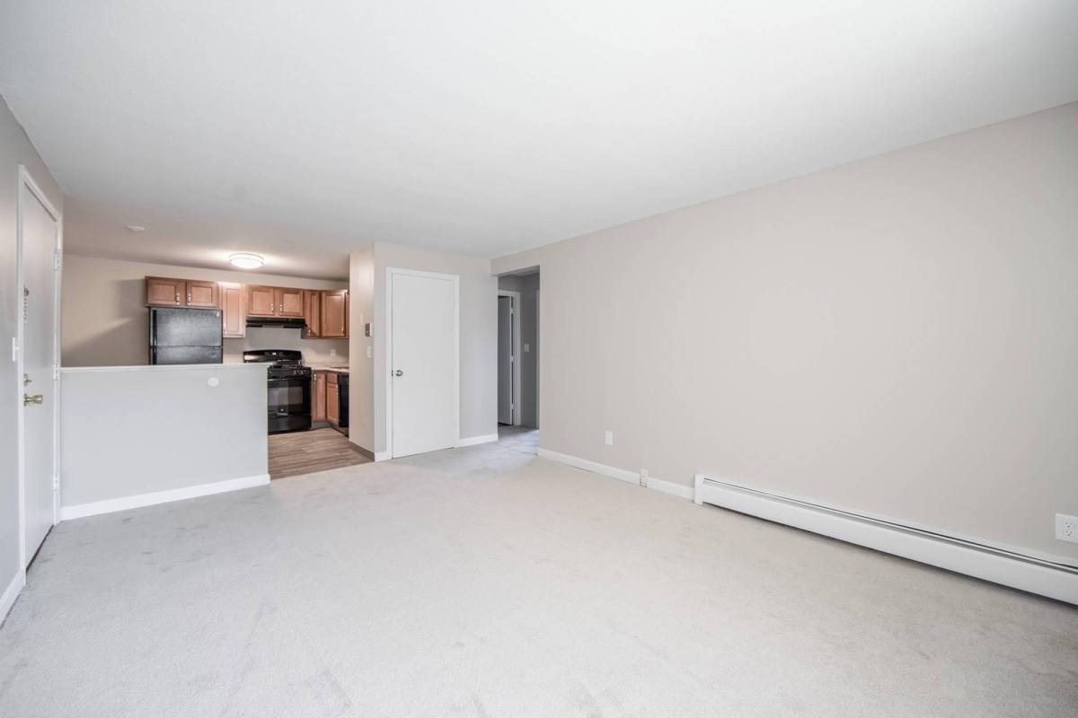 Apartment for rent at Imperial Gardens Apartment Homes, 1982-1990 Middlesex St #4, Lowell, MA 01851