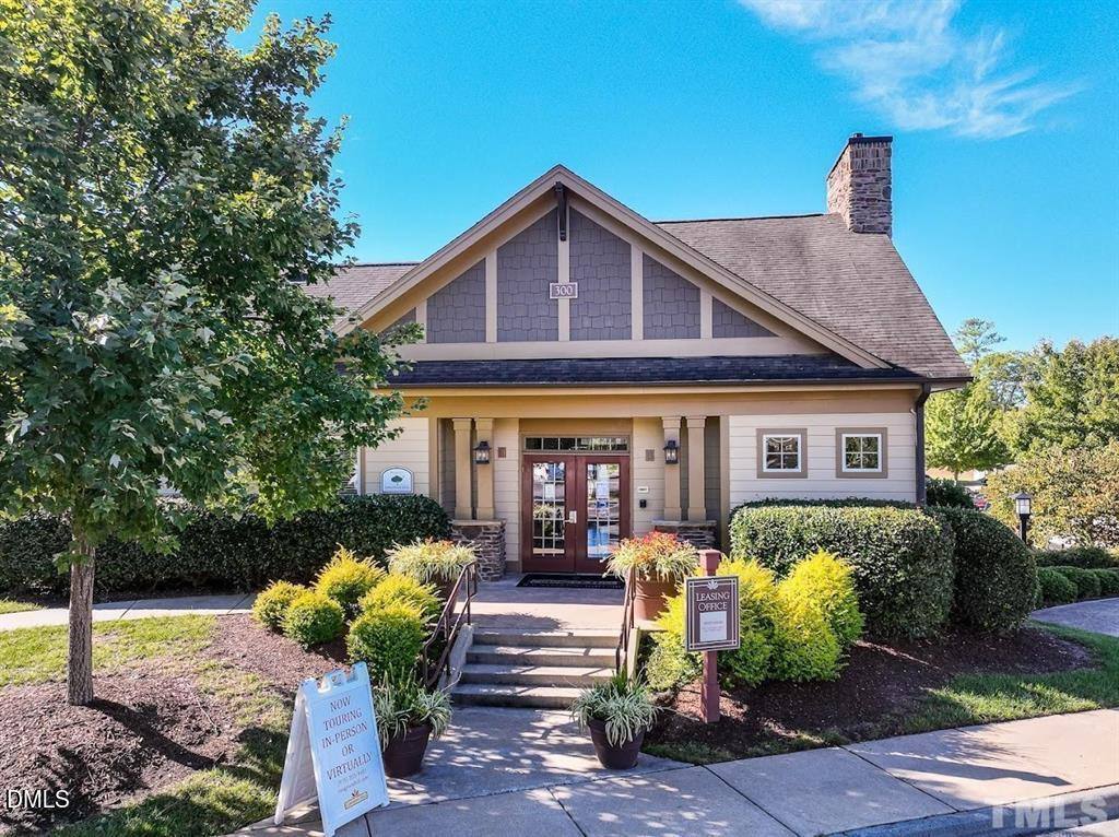 Townhouse for rent at 300 Cosgrove Ave, Chapel Hill, NC 27514