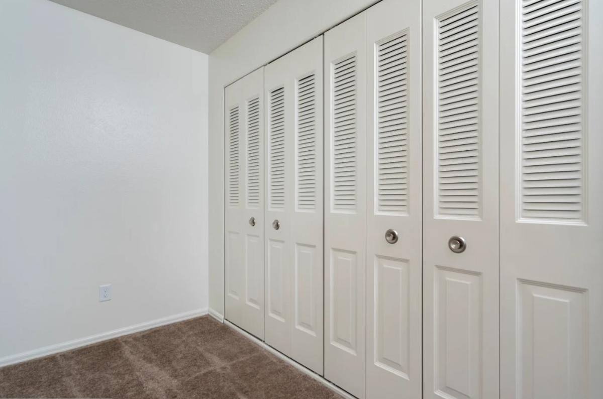Apartment for rent at Wilwood Commons Townhomes, 5252 Glencrag Way #5253, Toledo, OH 43615