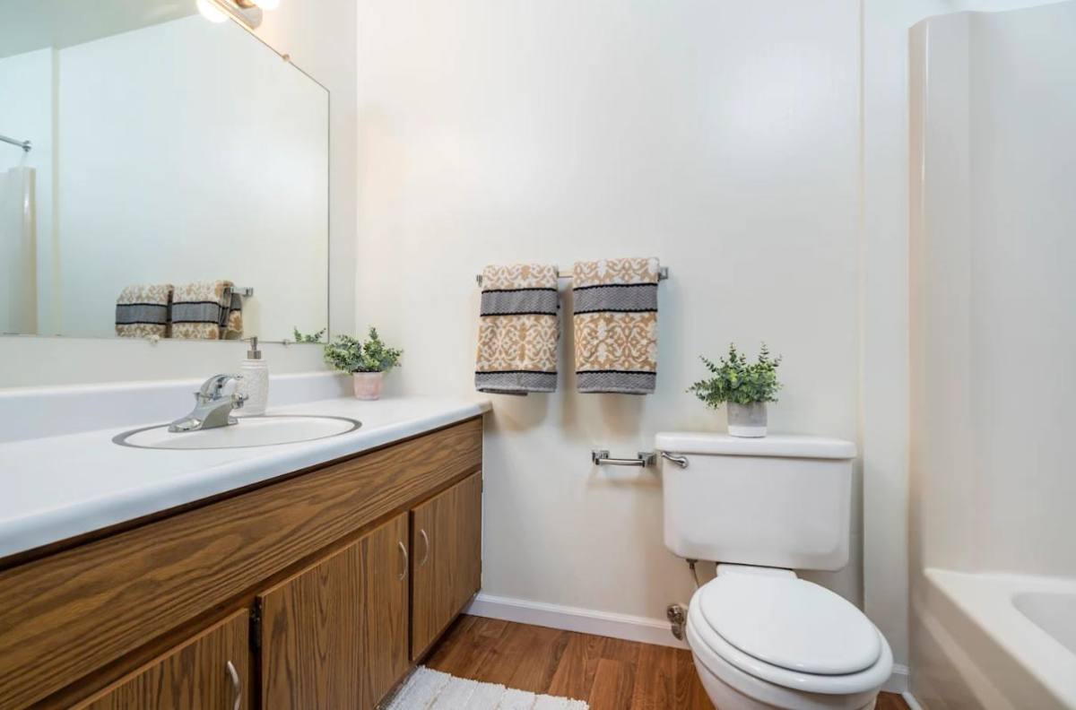 Apartment for rent at Wilwood Commons Townhomes, 5252 Glencrag Way #5253, Toledo, OH 43615