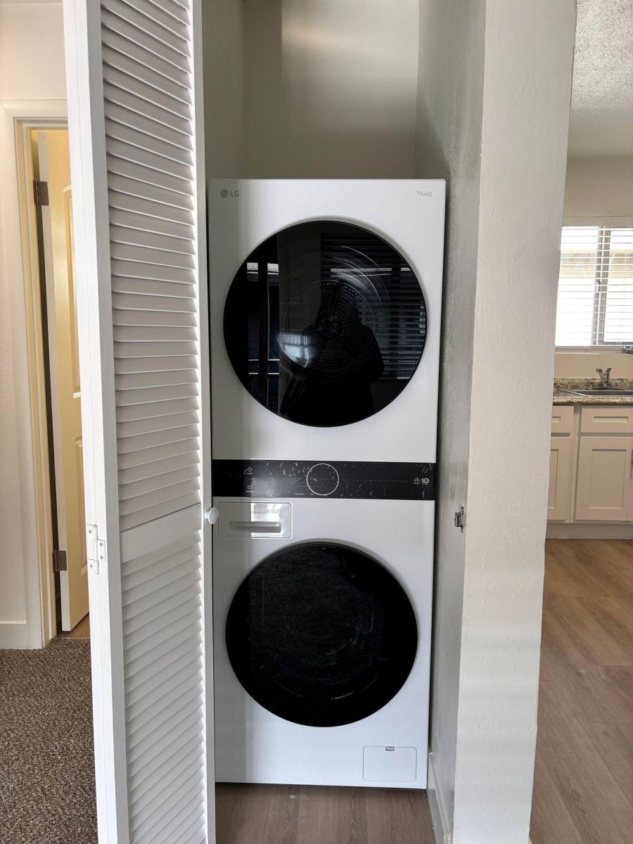 Apartment for rent at South Campus, 439 S 5th St #6, San Jose, CA 95112