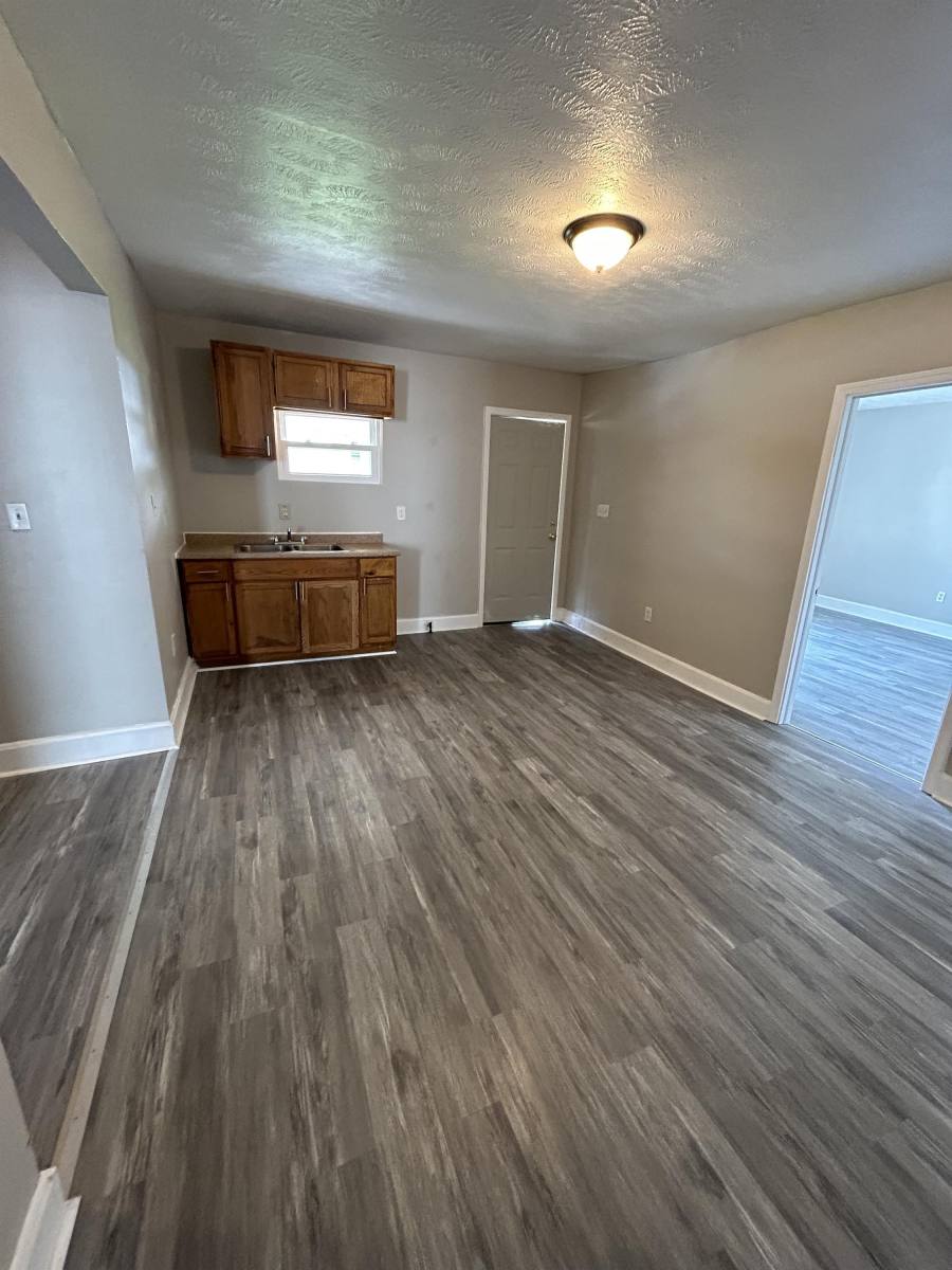 Apartment for rent at 3204 W 73rd St, Cleveland, OH 44102