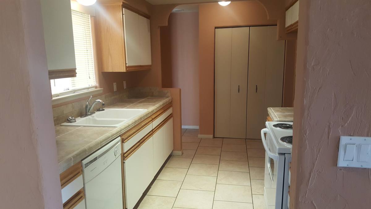 House for rent at 3906 Balsa Ave, Yucca Valley, CA 92284