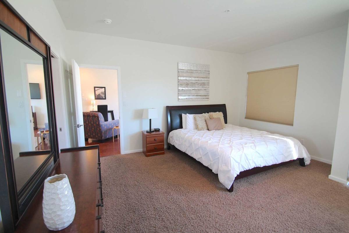 Townhouse for rent at 201 Aliso Dr SE #12, Albuquerque, NM 87108