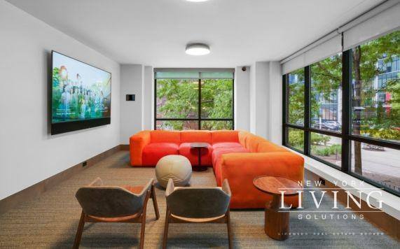 Apartment for rent at 75 W End Ave #P3M, New York, NY 10023