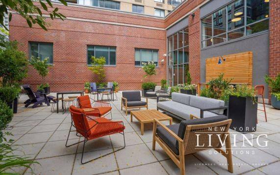 Apartment for rent at 75 W End Ave #P3M, New York, NY 10023