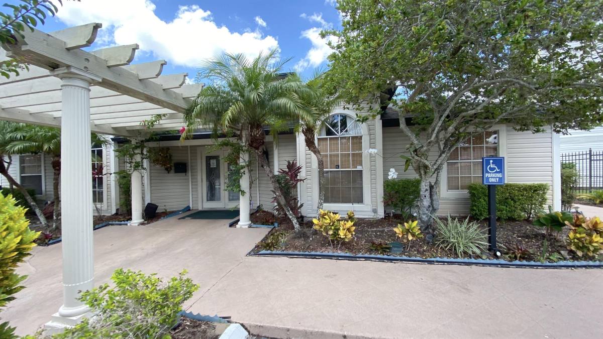 Condo for rent at The Plaza Condominiums, 1916 Lake Atriums Circle #33, Orlando, FL 32839