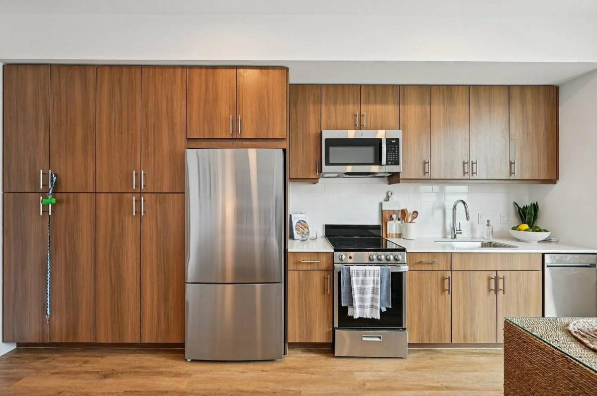 Apartment for rent at Clematis Street Historic District, 125 Quadrille Plaza Dr, West Palm Beach, FL 33401