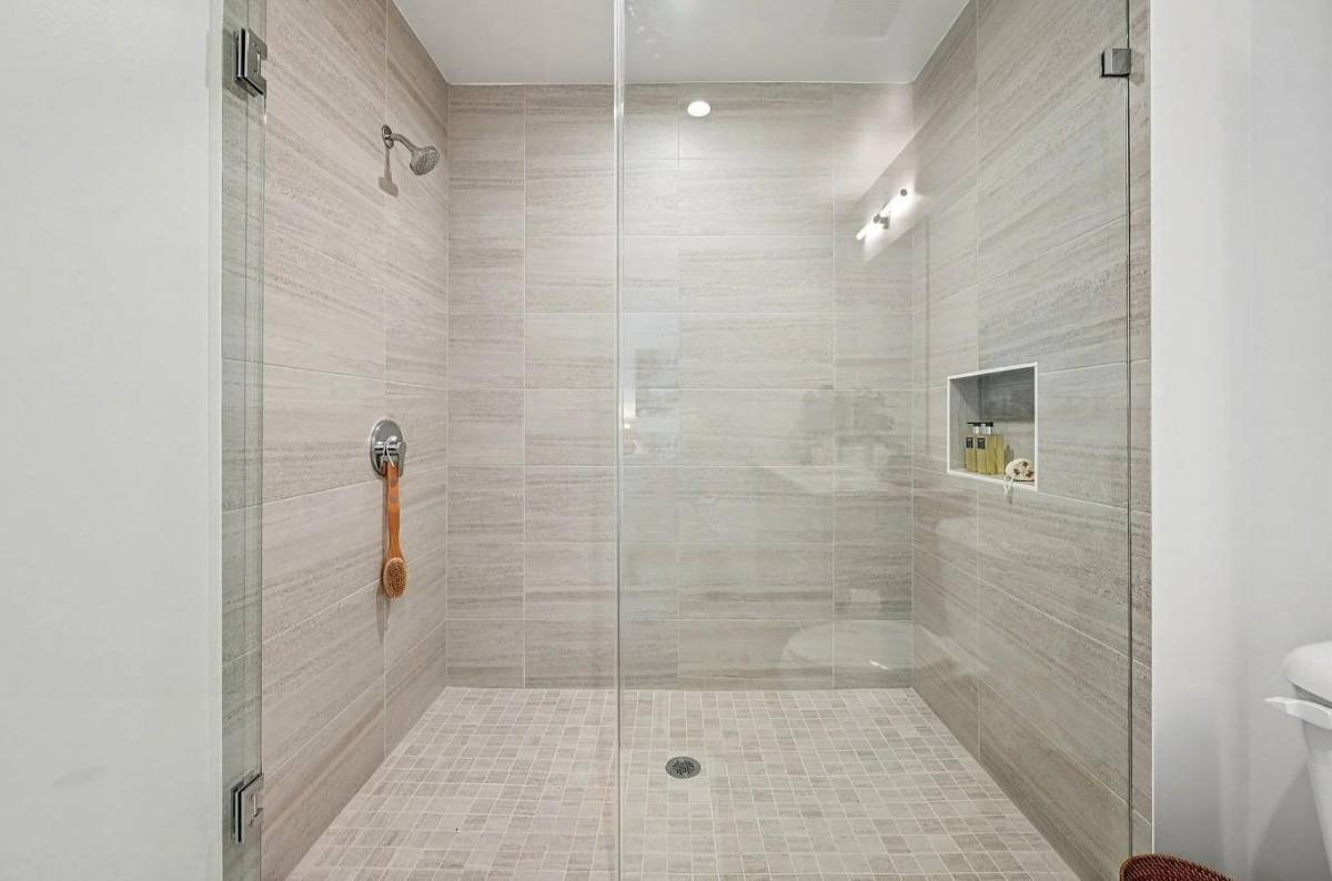 Apartment for rent at Clematis Street Historic District, 125 Quadrille Plaza Dr, West Palm Beach, FL 33401