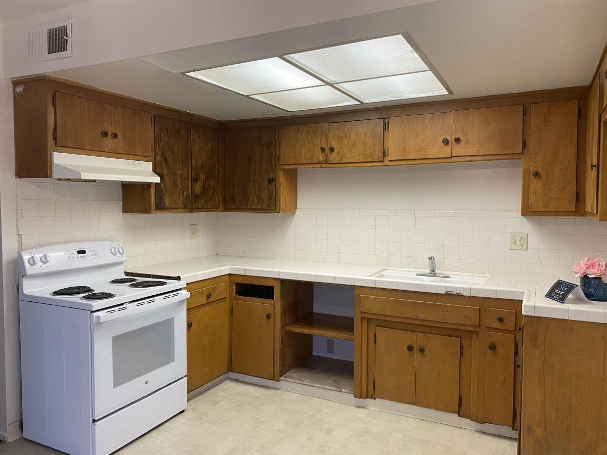 House for rent at Coffee Plaza, 1308 Ensenada Dr #5, Modesto, CA 95355
