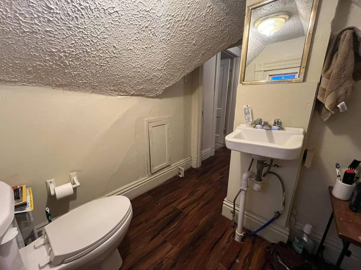 House for rent at 450 Dallas St #A, Morgantown, WV 26505