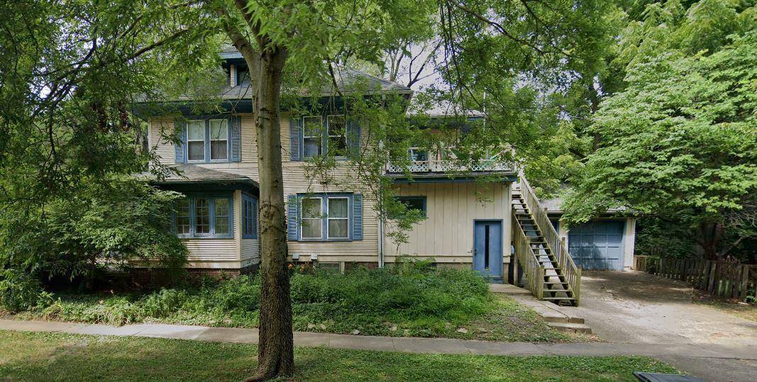 Apartment for rent at 702 1 2 W Nevada St, Urbana, IL 61801