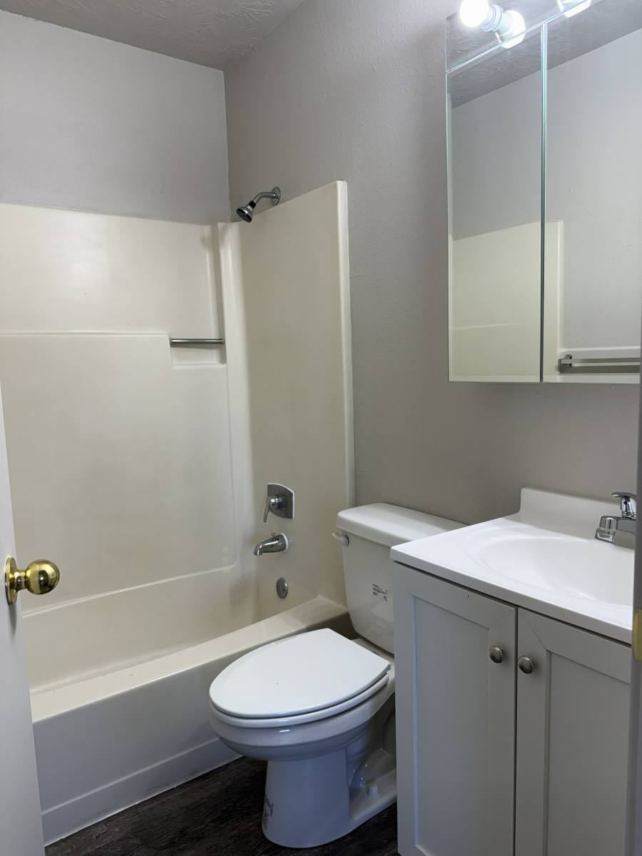 Apartment for rent at 415 S Robert St #8, Pierre, SD 57501