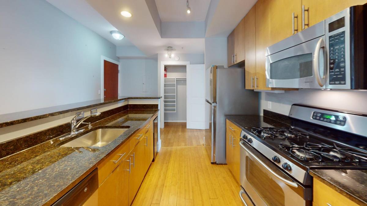 Apartment for rent at Chinatown, 715 6th St NW, Washington, DC 20001