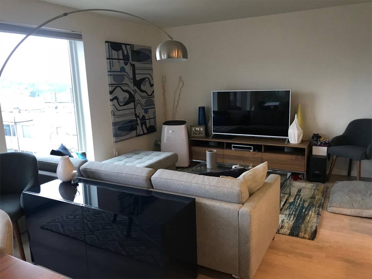Condo for rent at 515 Summit Ave E #303, Seattle, WA 98102
