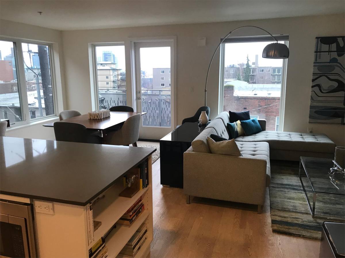 Condo for rent at 515 Summit Ave E #303, Seattle, WA 98102