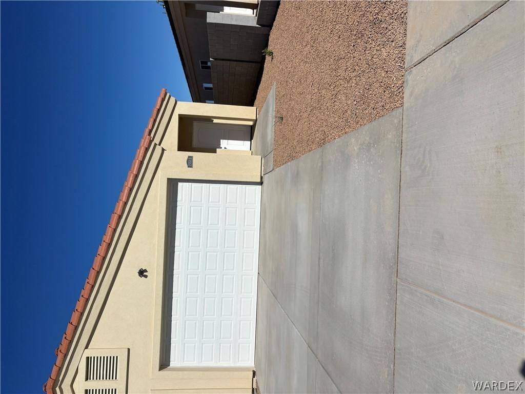 3363 N Pearl St, Kingman, AZ 86409 - House for Rent - Image 2