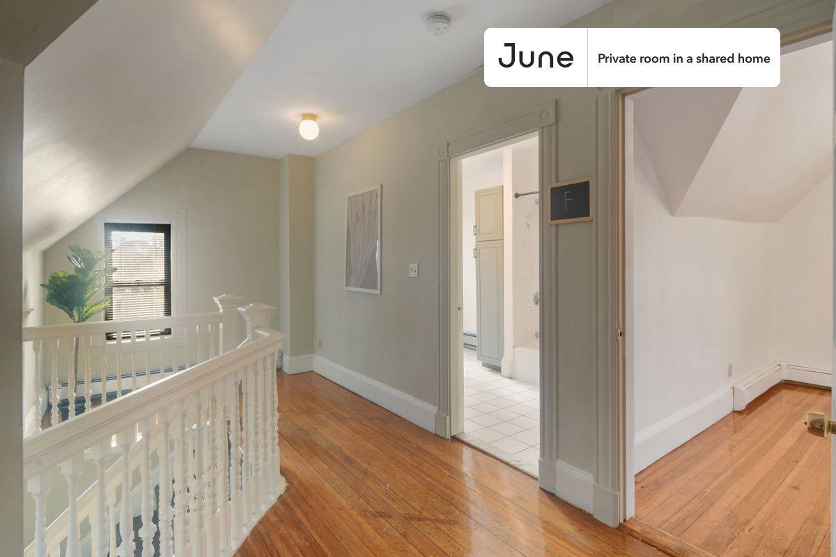 Apartment for rent at 132 Chiswick Rd, Brighton, MA 02135