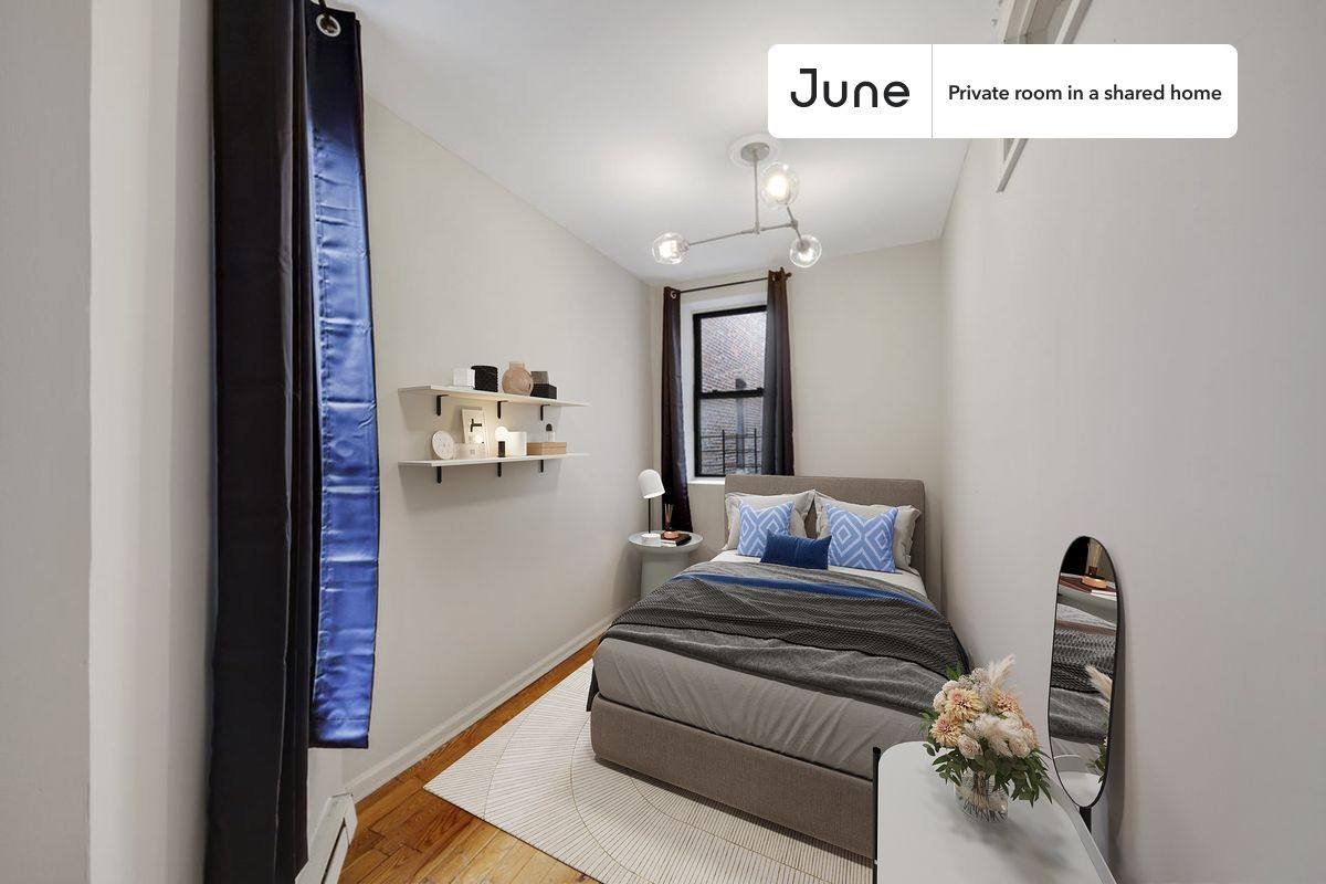 Apartment for rent at 205 W 109th St #B, New York, NY 10025