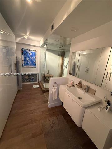Apartment for rent at 1430 Brickell Bay Dr #205, Miami, FL 33131
