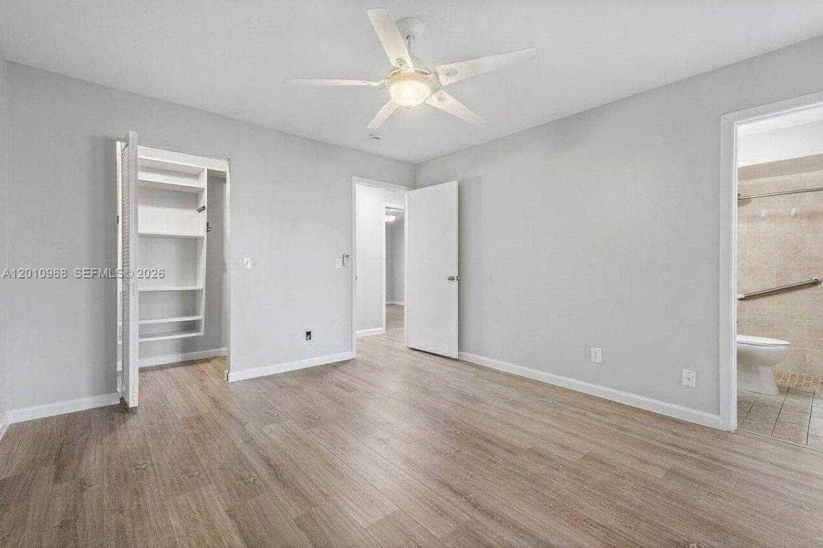 Apartment for rent at 1367 Riverside Circle, Wellington, FL 33414