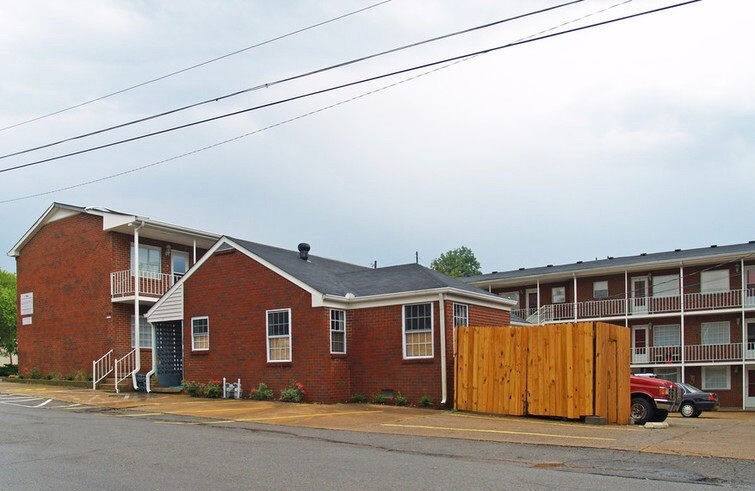 Apartment for rent at Belle Water, 478 S Water Ave, Gallatin, TN 37066