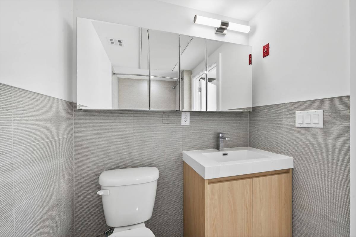 Apartment for rent at 330 Martin Luther King MLK Dr, Jersey City, NJ 07305