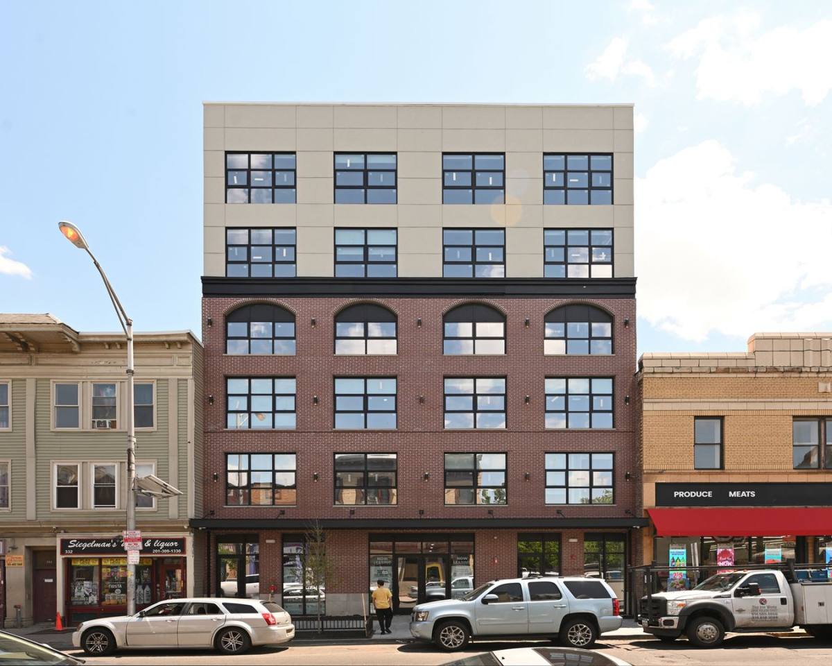 Apartment for rent at 330 Martin Luther King MLK Dr, Jersey City, NJ 07305