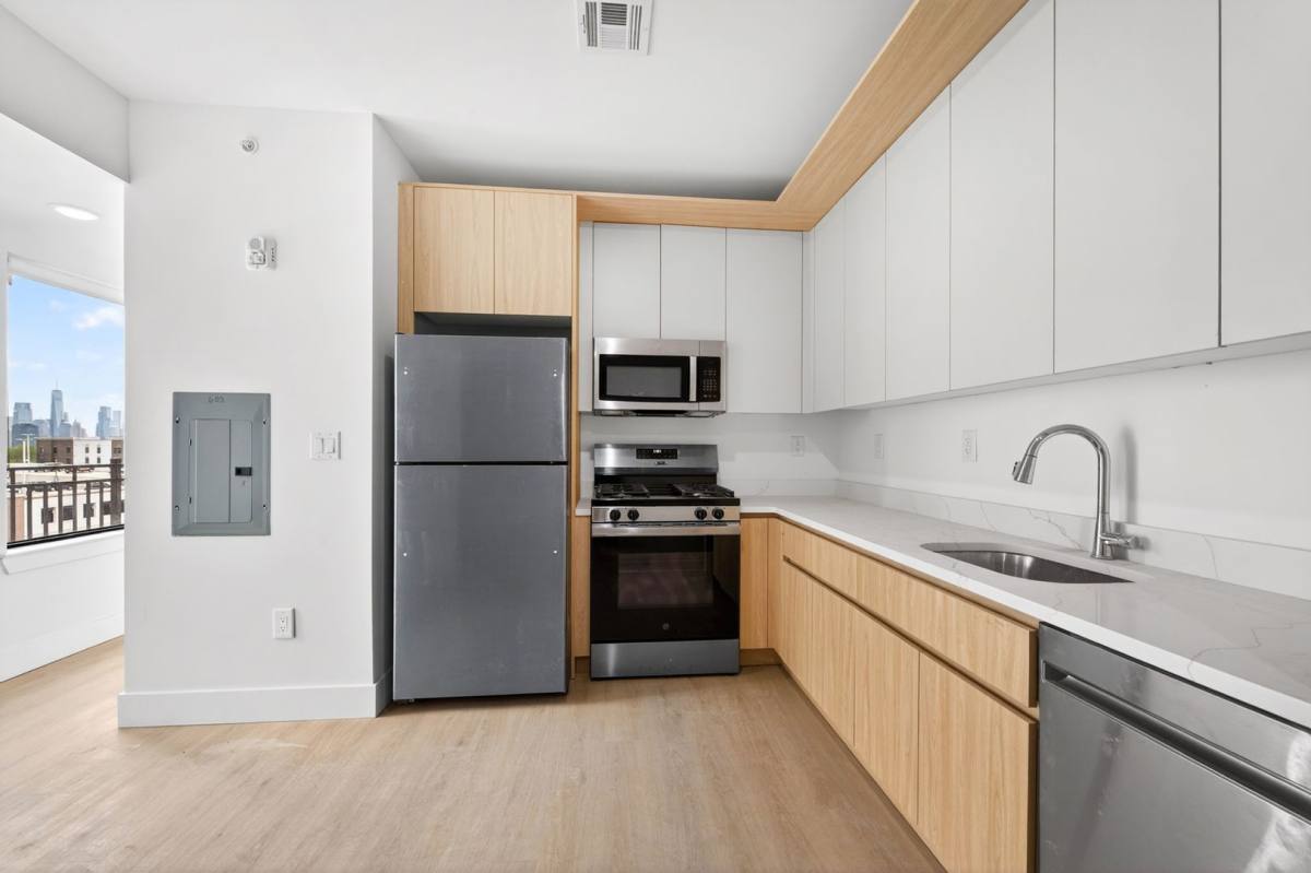 Apartment for rent at 330 Martin Luther King MLK Dr, Jersey City, NJ 07305