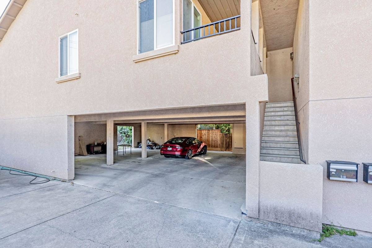 Apartment for rent at 514-518 10th St, Davis, CA 95616