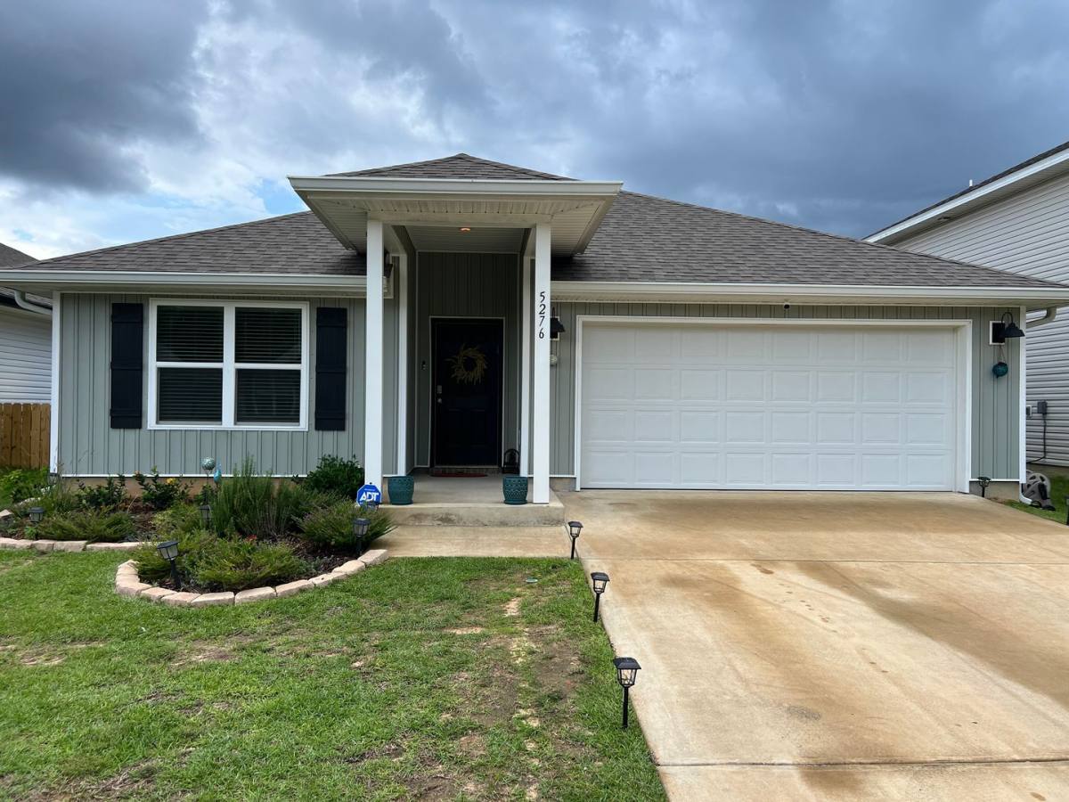House for rent at 5276 Peach Dr, Milton, FL 32571
