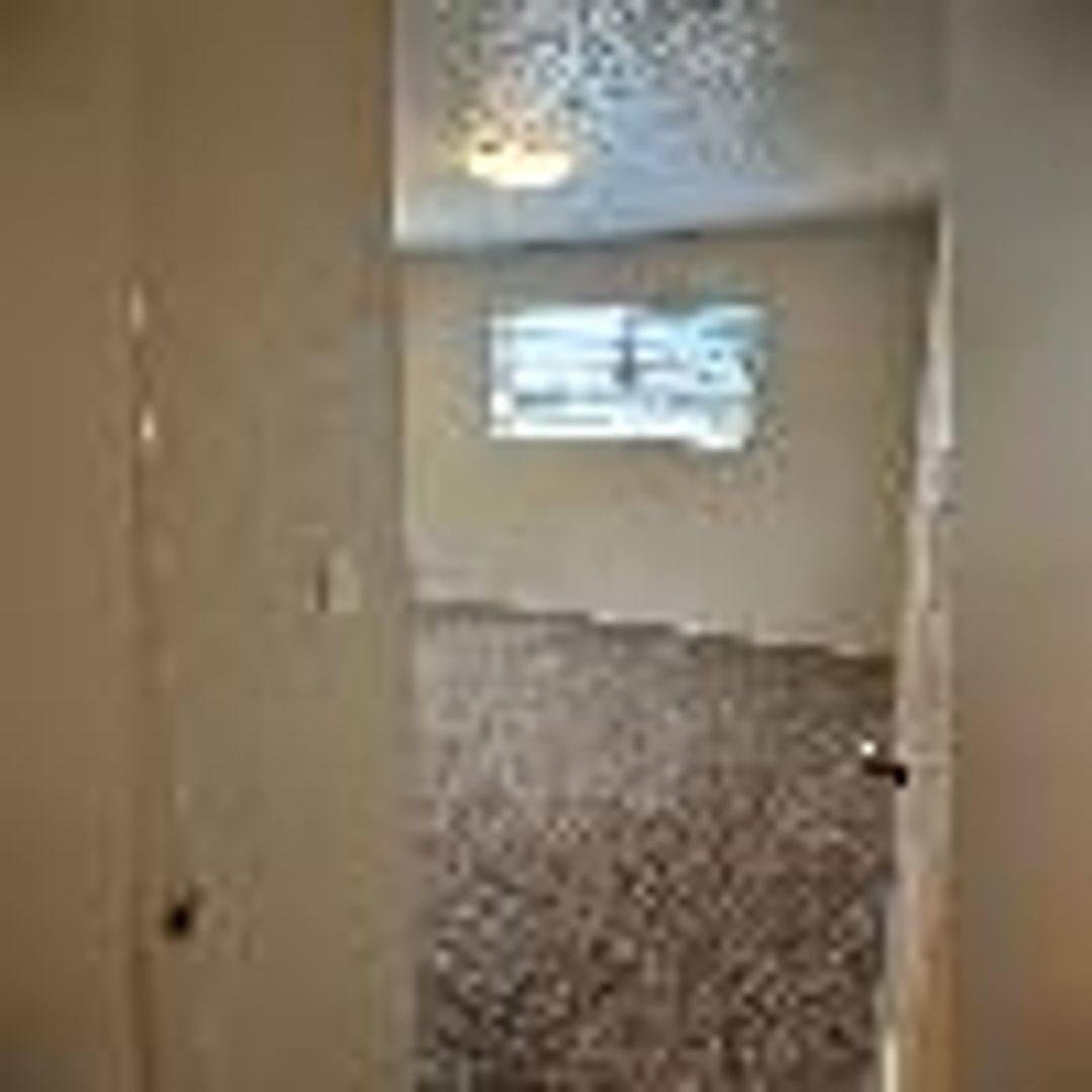 Apartment for rent at 920 Castlewood Dr, Los Gatos, CA 95032
