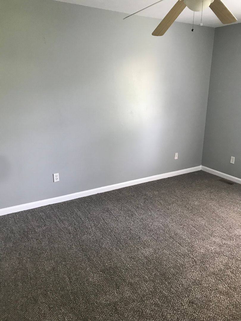 Apartment for rent at 401 Patchen Dr, Lexington, KY 40517