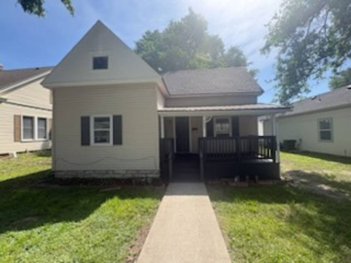 House for rent at 203 S Whitmer, Richmond, MO 64085