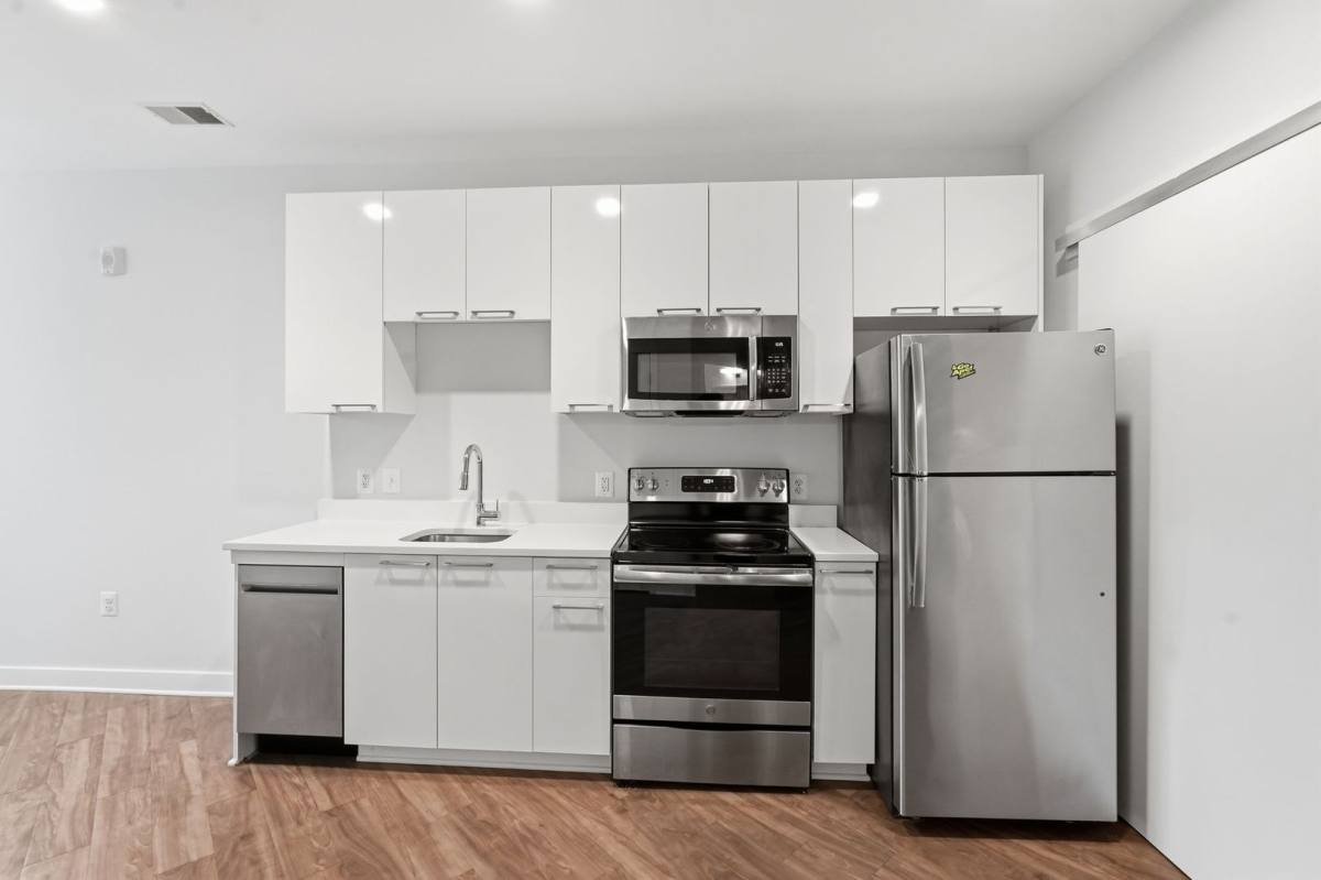 Apartment for rent at 989 S Buchanan St, Arlington, VA 22204