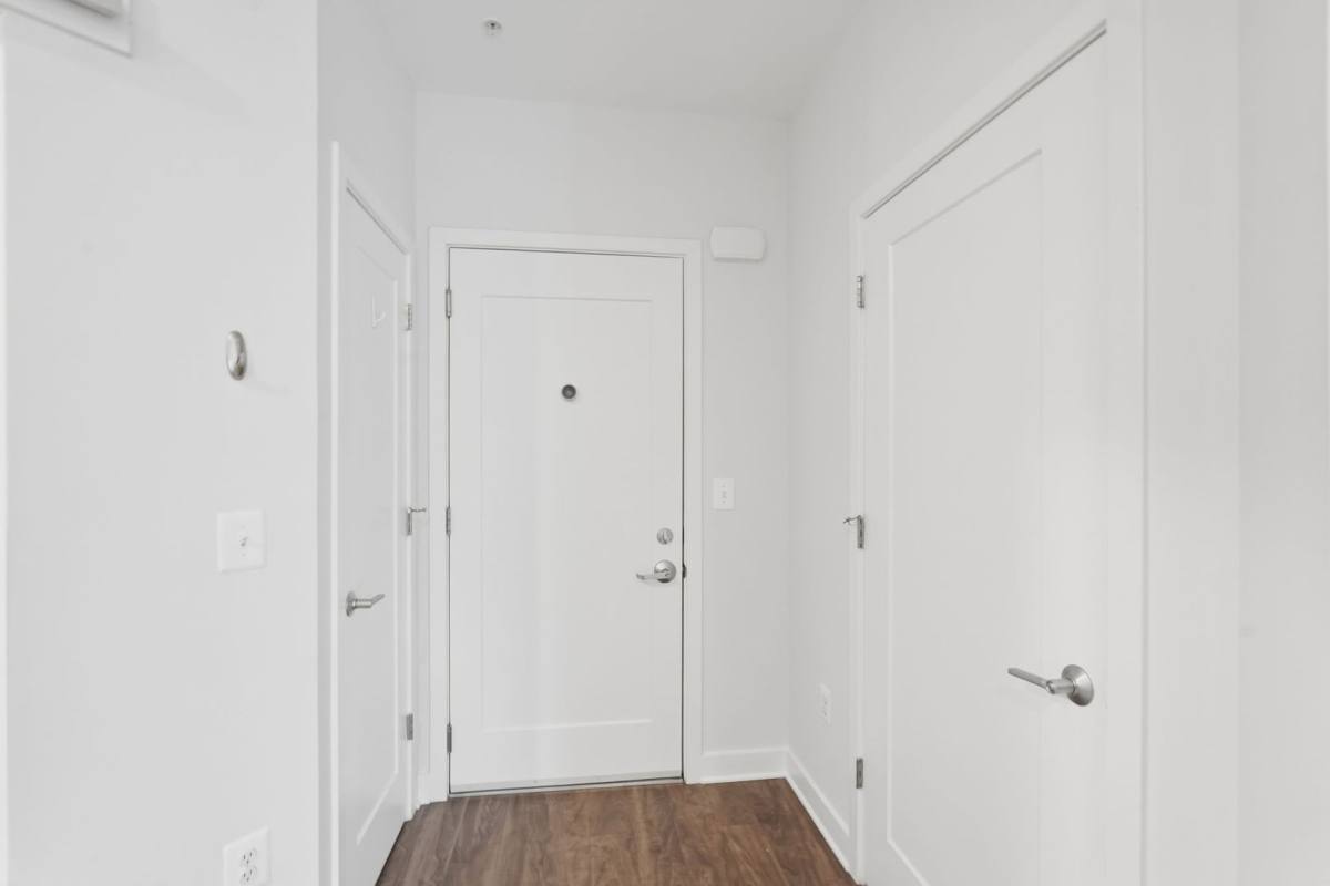 Apartment for rent at 989 S Buchanan St, Arlington, VA 22204