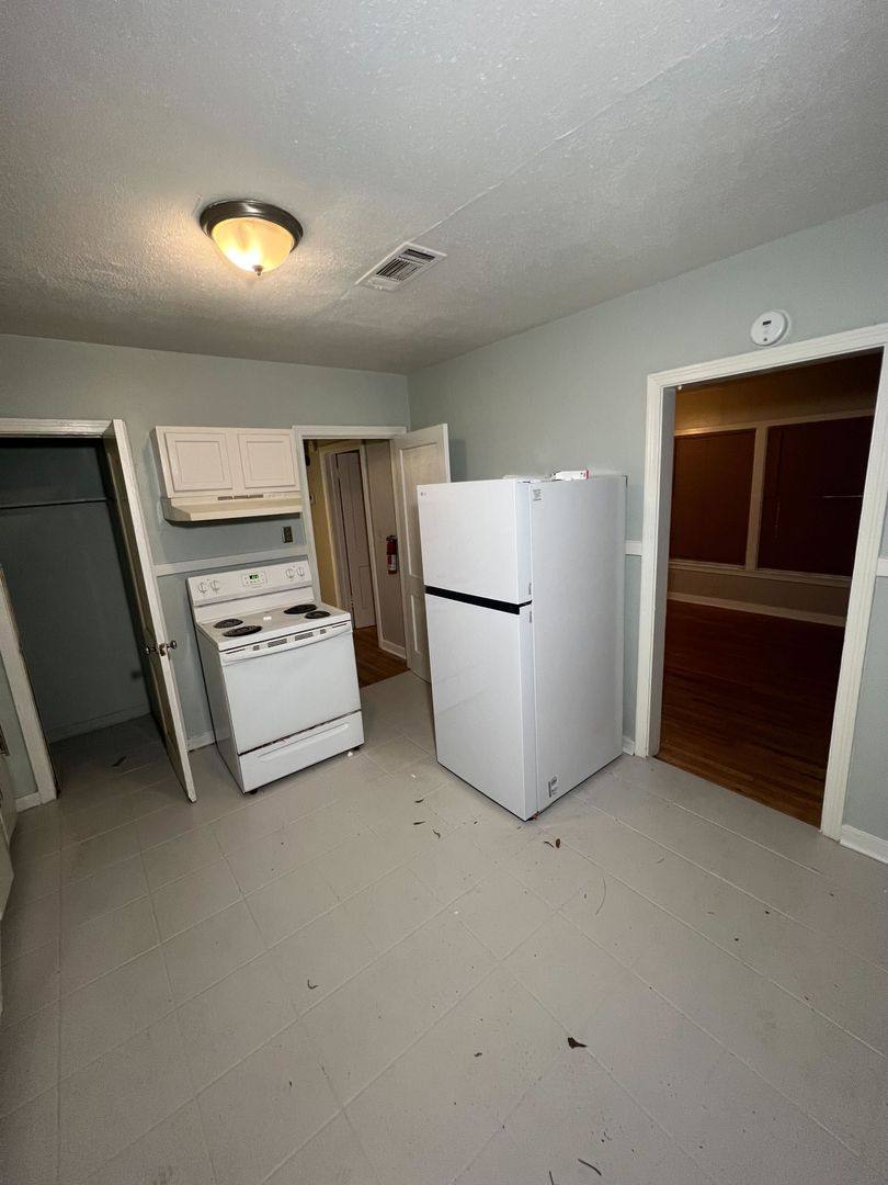 House for rent at 3718 Northbrook Dr, Jackson, MS 39206