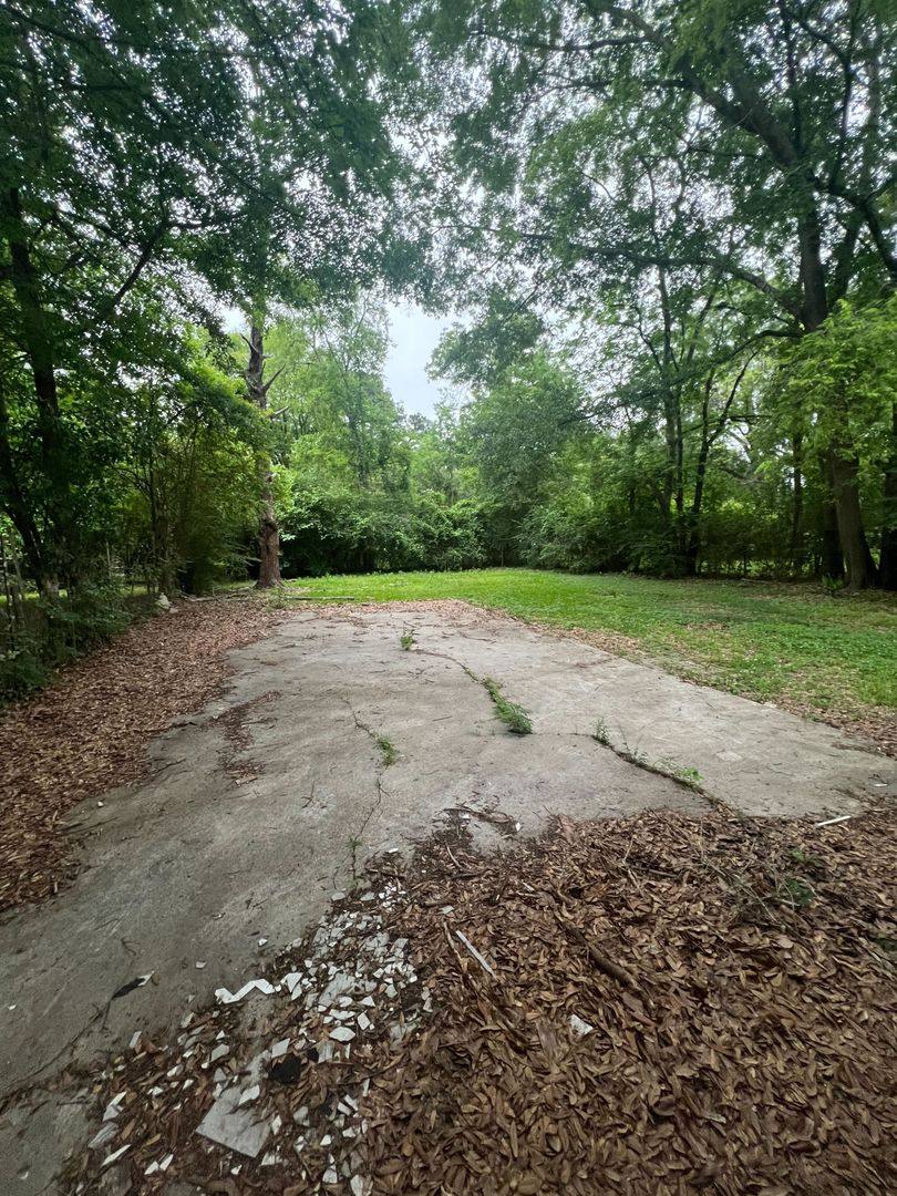 House for rent at 3718 Northbrook Dr, Jackson, MS 39206